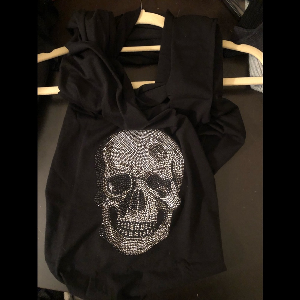 Studded skull scarf
